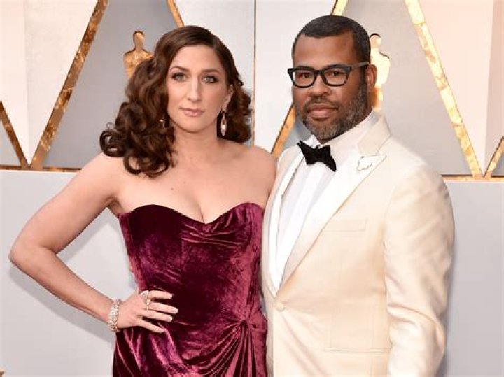 Chelsea Peretti, Jordan Peele Hit Red Carpet After Eloping