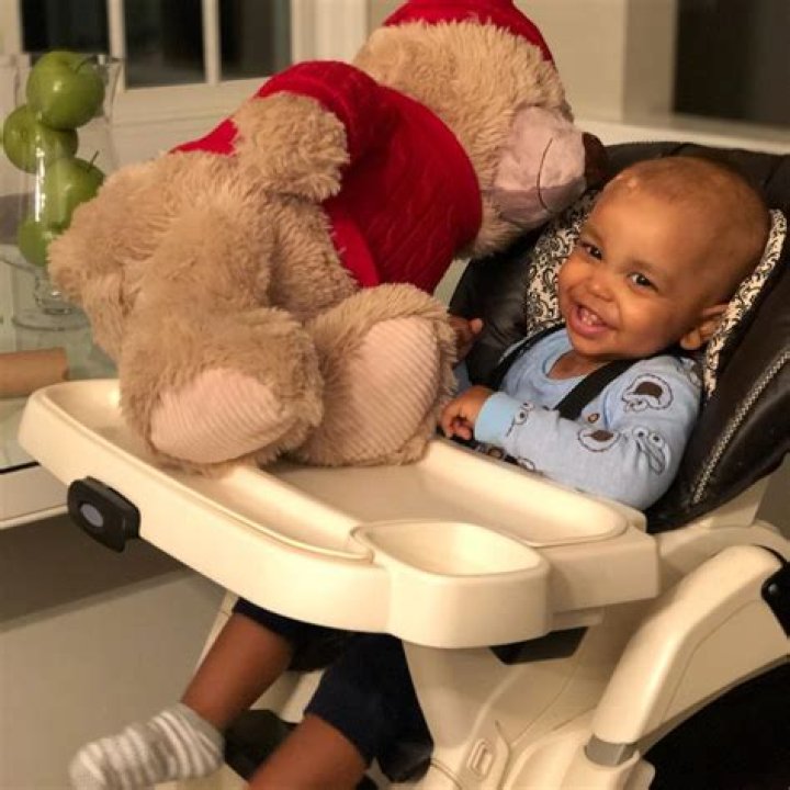 CNN’s Poppy Harlow breaks down while reading colleague Rene Marsh’s tribute to her baby son after he died of cancer