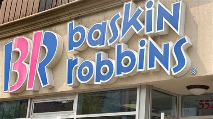 Major ice cream chain and Baskin-Robbins rival fails to pay workers before confirming abrupt closure of store