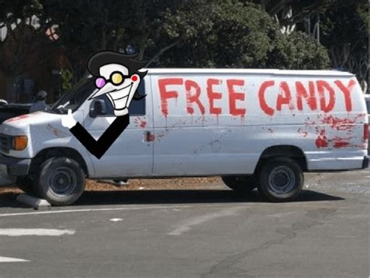 Creepy van with 'Free Candy' written on it concerns Calif. residents
