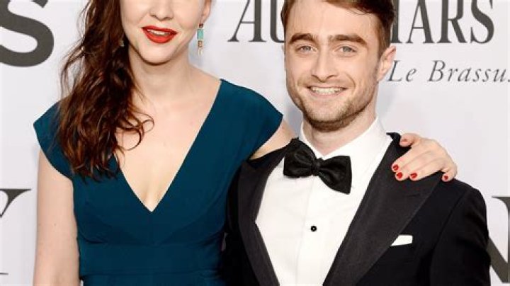 Daniel Radcliffe: Sex Scene With Girlfriend Was First Time We Flirted