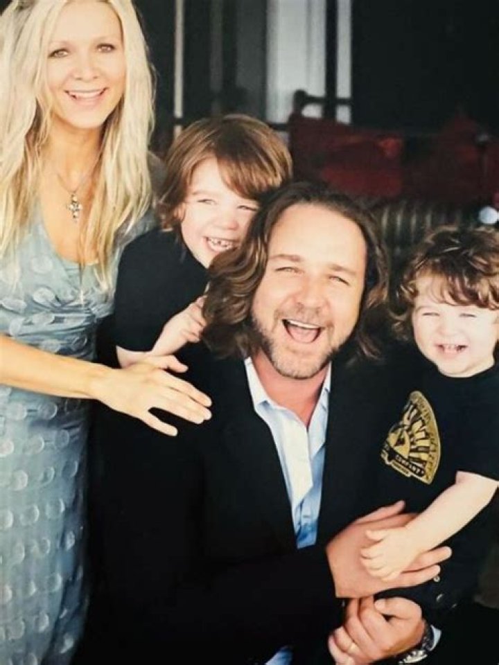 Unveiling The Life And Legacy Of Danielle Crowe