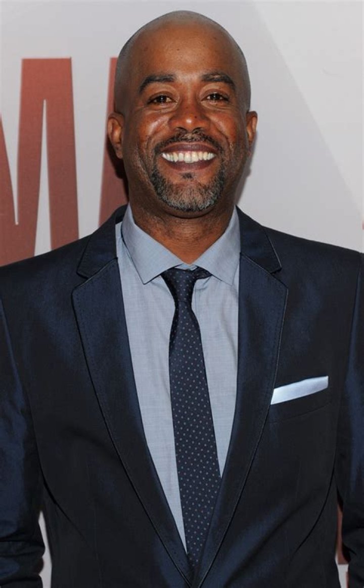 Darius Rucker Slams Racist Tweet