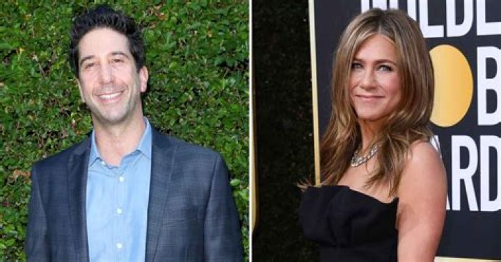David Schwimmer Teases Jennifer Aniston With Shirtless Shower Pic