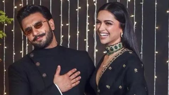 Deepika Padukone asks Ranveer Singh to bring 'Mysore pak', 'hot chips' from Chennai – India TV