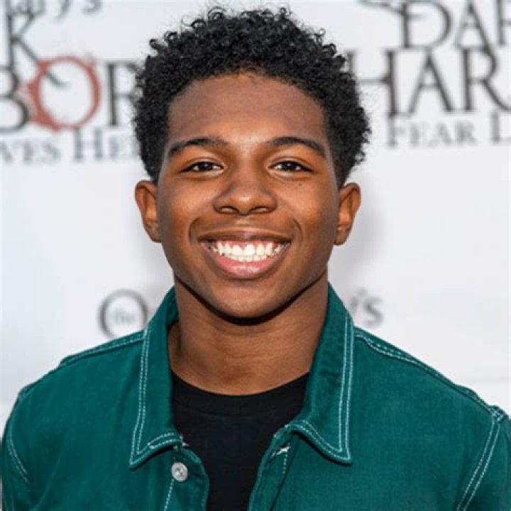 Unveiling Deshae Frost: The Rising Star Of Comedy And Entertainment