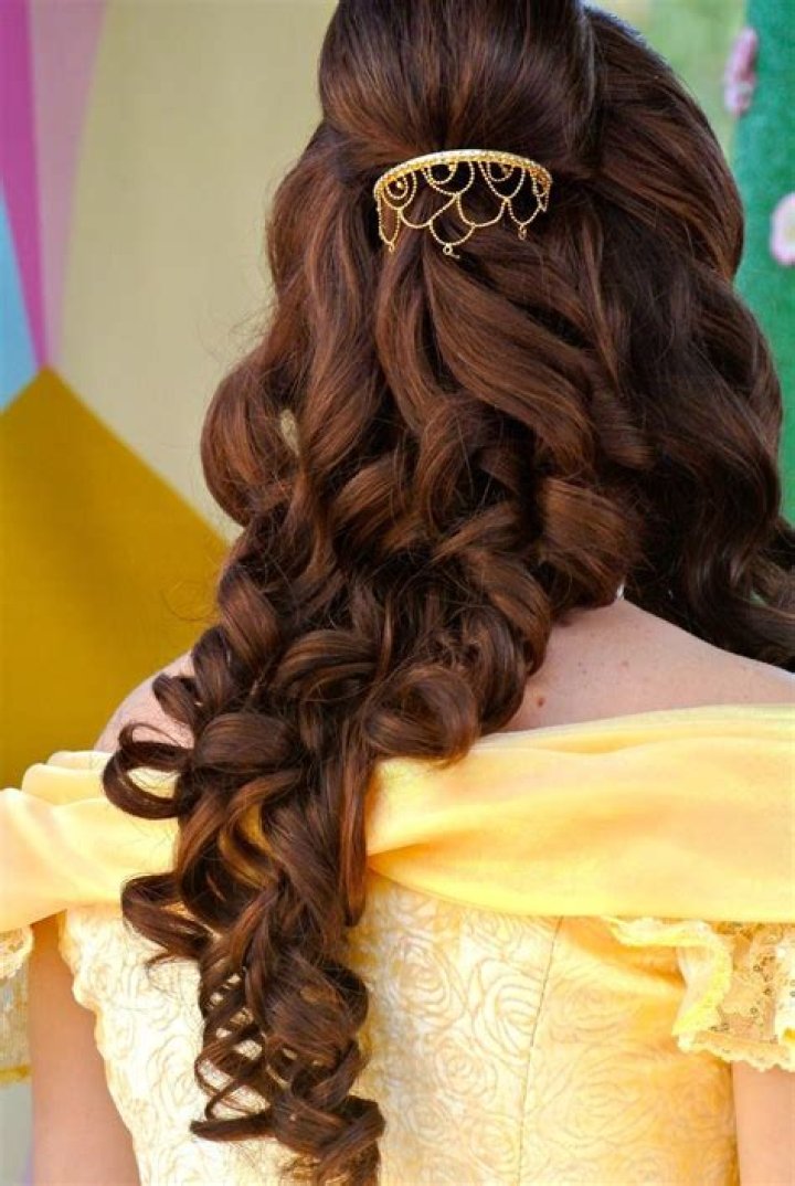 Disney Hairstyles: Elsa from Frozen's plait & Cinderella hair