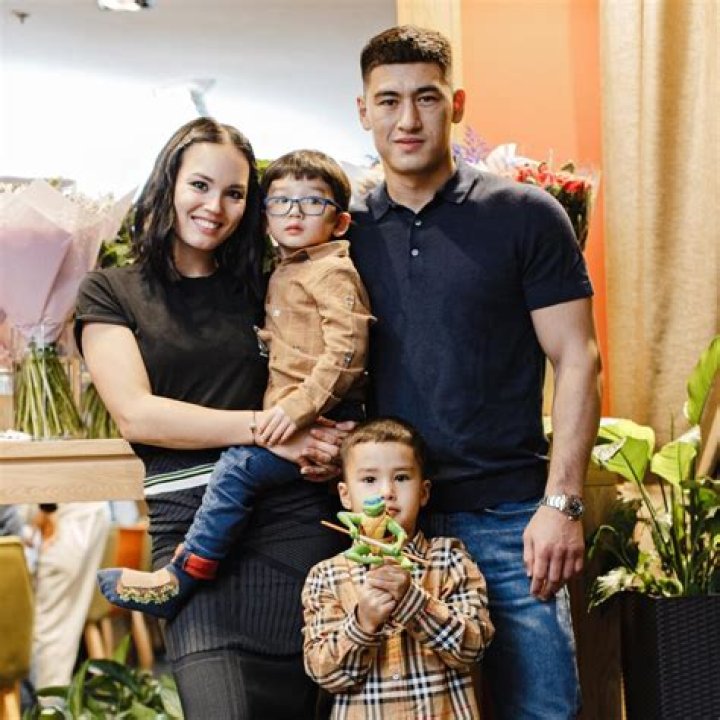 Dmitry Bivol Ethnicity, Nationality, Race, Family, Body measurements, career