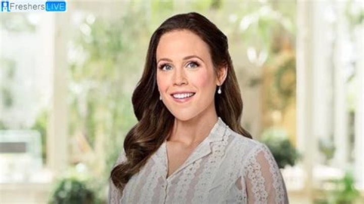 Does Erin Krakow Have Cancer? Who is Erin Krakow?