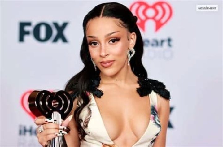 Doja Cat Ethnicity, Nationality, Race, Family, Body measurements, career