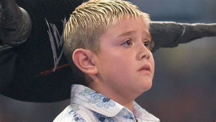 Dominik Mysterio Wishes Eddie Guerrero Had Won Custody Of Him