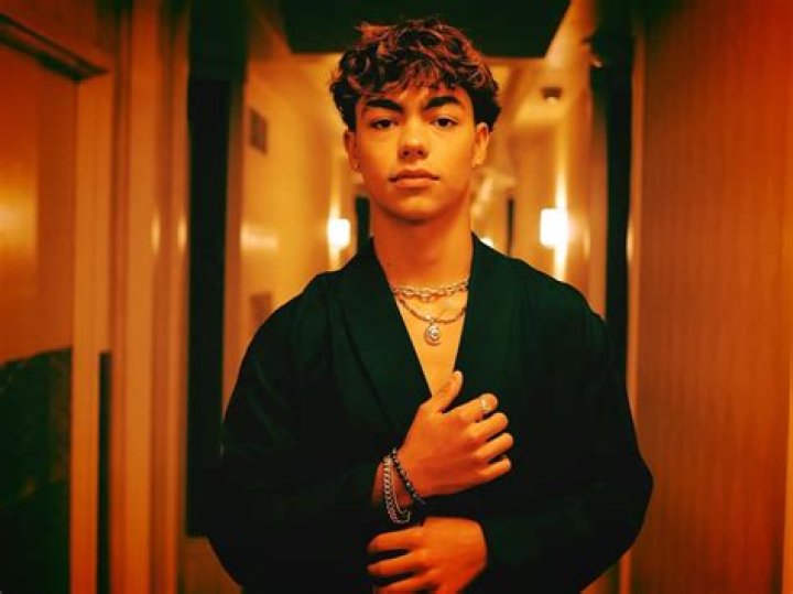 Dorie Barton Net Worth, Income, Salary, Earnings, Biography, How much money make?