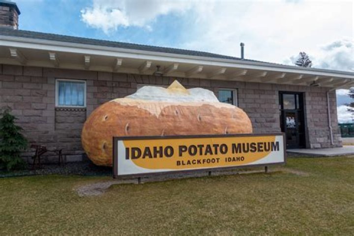Downtown Boise businesses gear up for Famous Idaho Potato Bowl