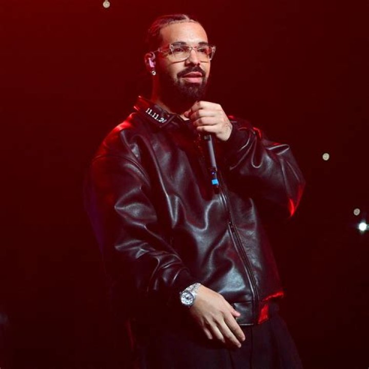 Drake Taking Hiatus for ‘Health’ Reasons After 'For All The Dogs'
