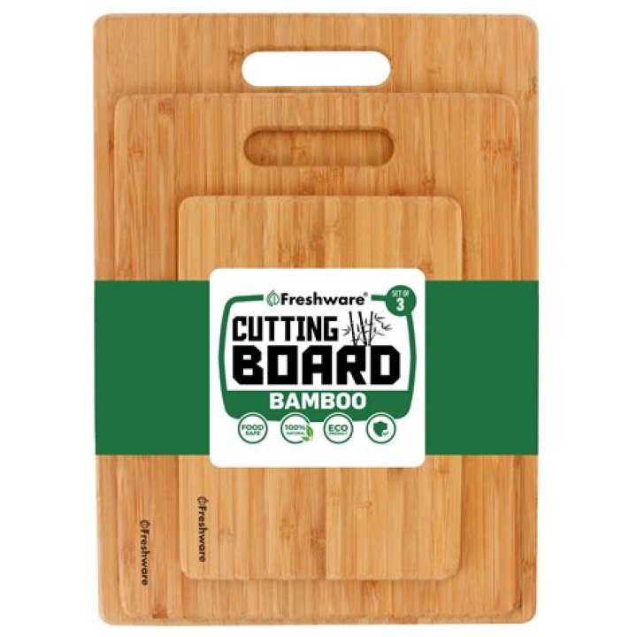 Dunelm shopper left baffled by confusing sticker on wooden chopping board claiming it can’t be used as a chopping board