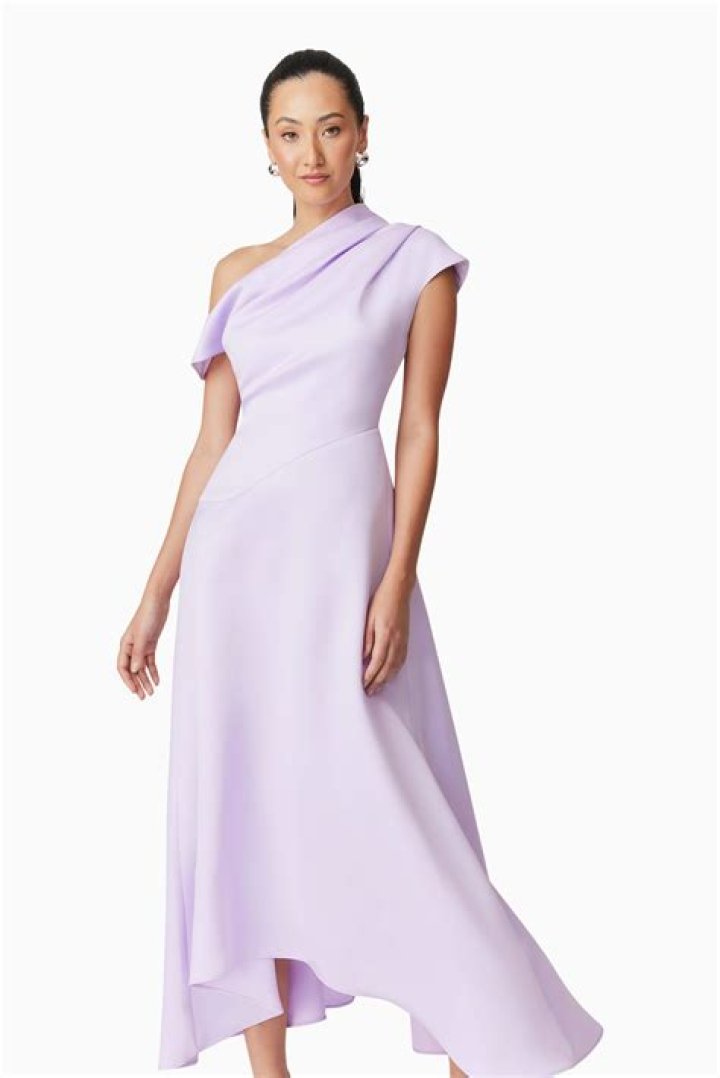This Elliatt One-Shoulder Dress Is Perfect for Holiday Parties