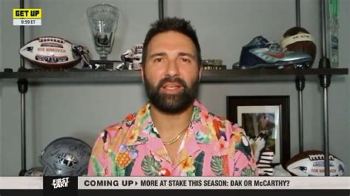 ESPN analyst Rob Ninkovich's goodbye message goes very wrong on live TV as fans gasp 'this is beyond parody'