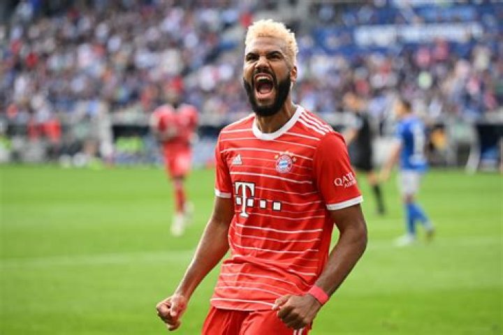 Bayern Munich rout Hoffenheim 6-0 in game marred by fans – India TV