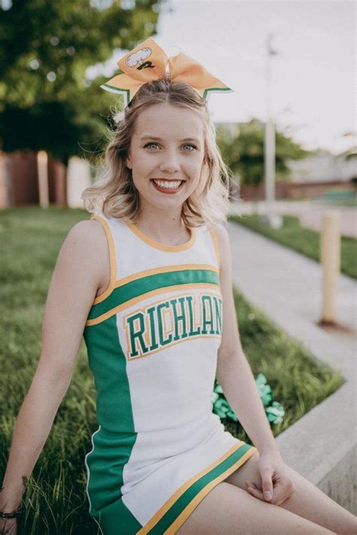 I’m a former cheerleader - I tried on my old high school outfits and found a sneaky trick to cover up my underwear