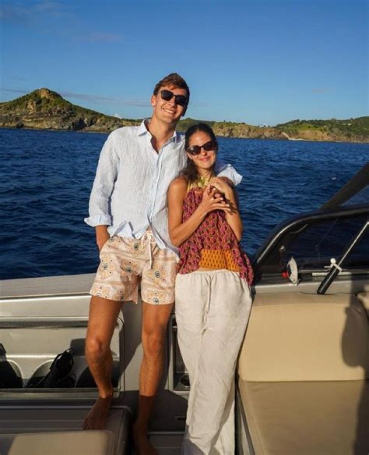 Who is F1 star George Russell's girlfriend Carmen Montero Mundt, how long has she been with the Mercedes driver?