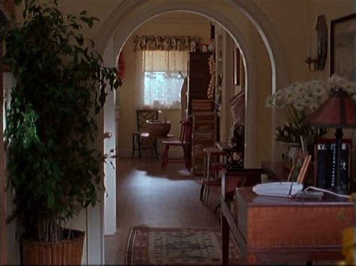 ’Gilmore Girls’ Fans Can Now Eat At Lorelai's House