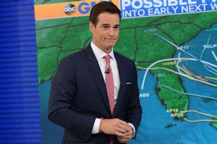 GMA viewers slam meteorologist Cheryl Scott's weather broadcast after fans beg for missing Rob Marciano back