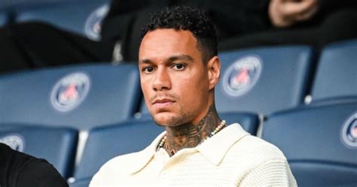 Gregory van der Wiel Net Worth, Income, Salary, Earnings, Biography, How much money make?