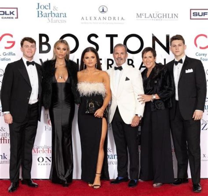 Discovering The Hallie Batchelder Family: A Deep Dive Into Their Lives And Legacy