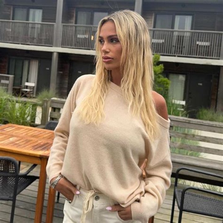 Exploring The Life And Career Of Hallie Batchelder