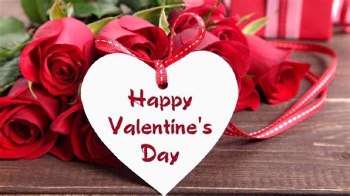 Happy Valentines Day 2022 Romantic wishes SMS Quotes Greetings HD Images Facebook Whatsapp statuses – India TV