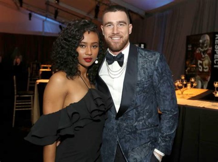 Is Riley Green Ever Hitched?