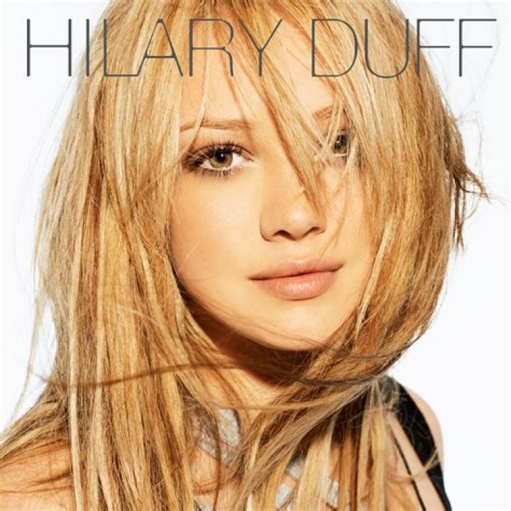 Unraveling The Romantic History Of Hilary Duff: Who Dated Who?