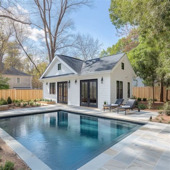 Homeowners offered $20,000 free money to build a tiny home in their backyard…and there are no strings after three years