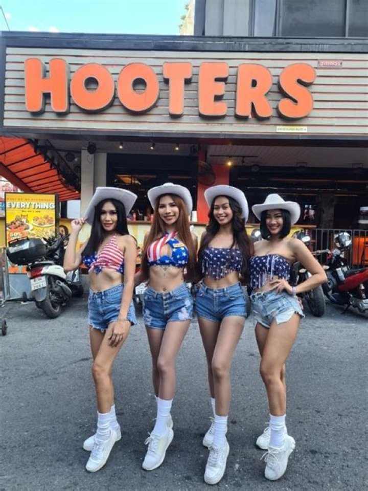 I'm 23 & a Hooters girl - I get trolled for being skinny & called a 'stick bug' but I just get hotter with age