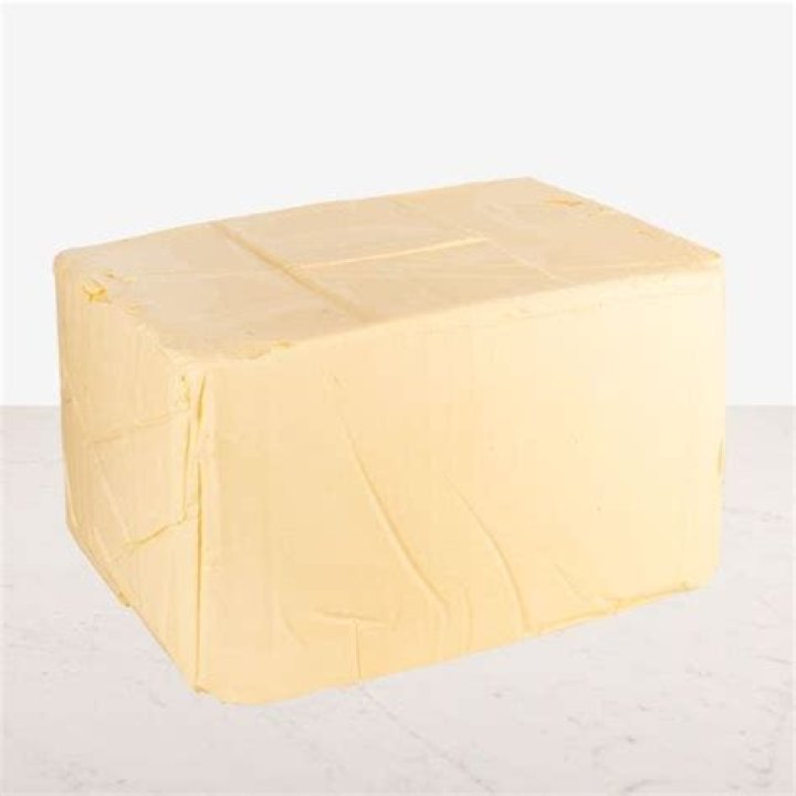 Quick Answer: How Big Is A 25 Lb Block Of Ice