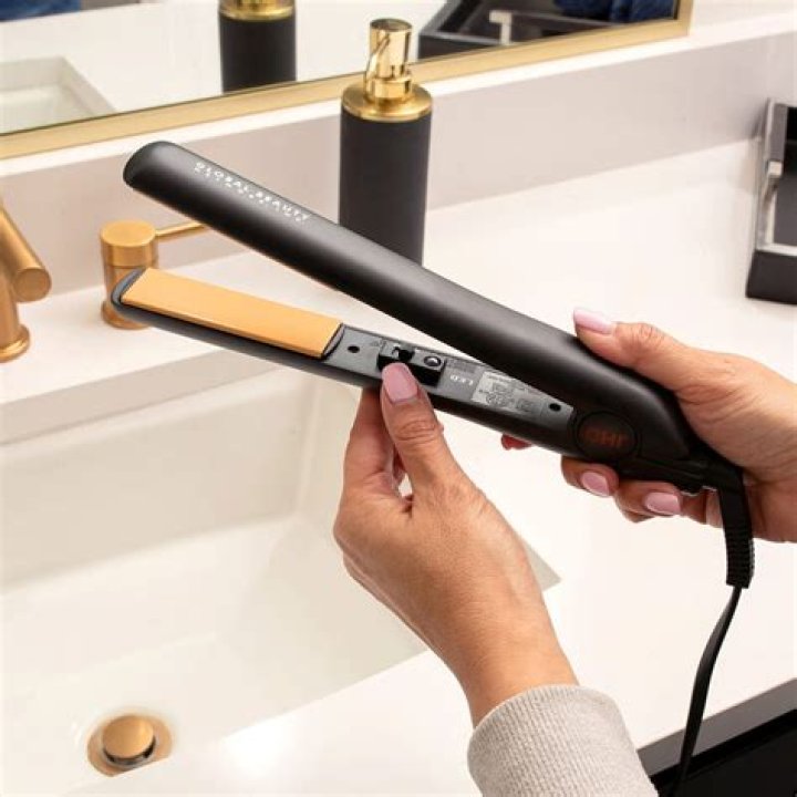How Hot Does The Chi Ceramic Hairstyling Iron Get