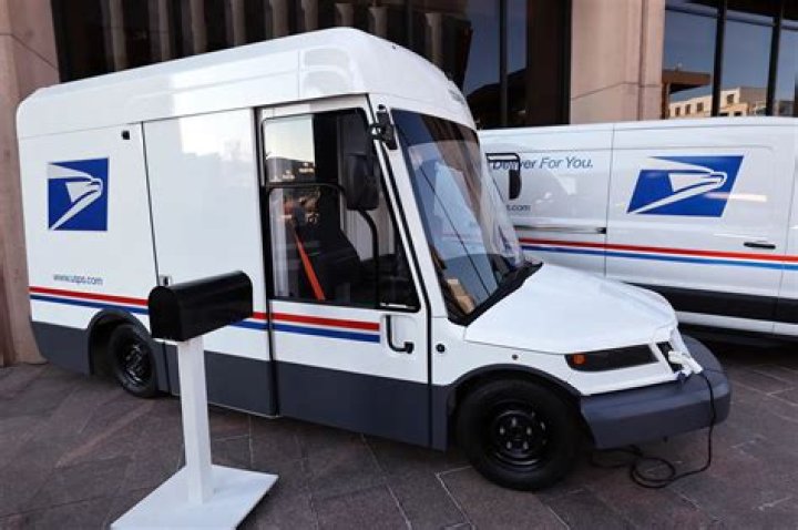 Question: How Much Do Senior Postal Carriers In Lawrence Massachusetts Make