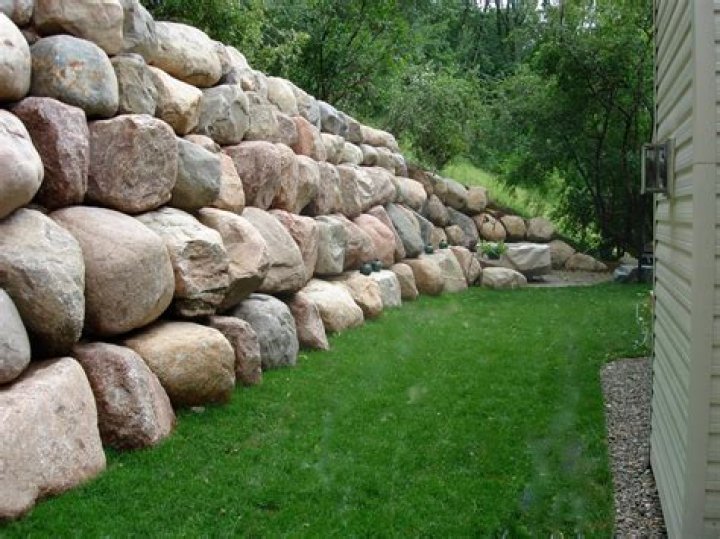 How To Build A Boulder Retaining Wall