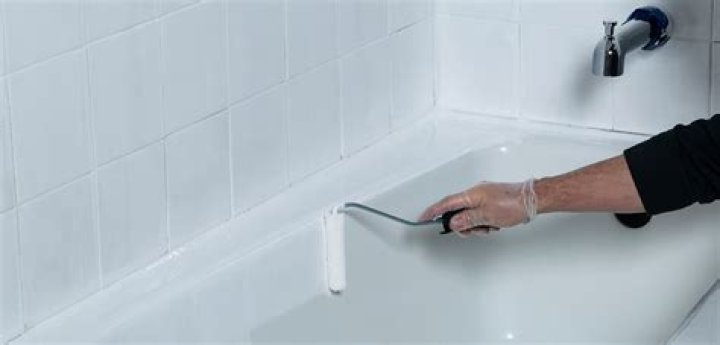 Question: How To Clean A Bathtub With Comet