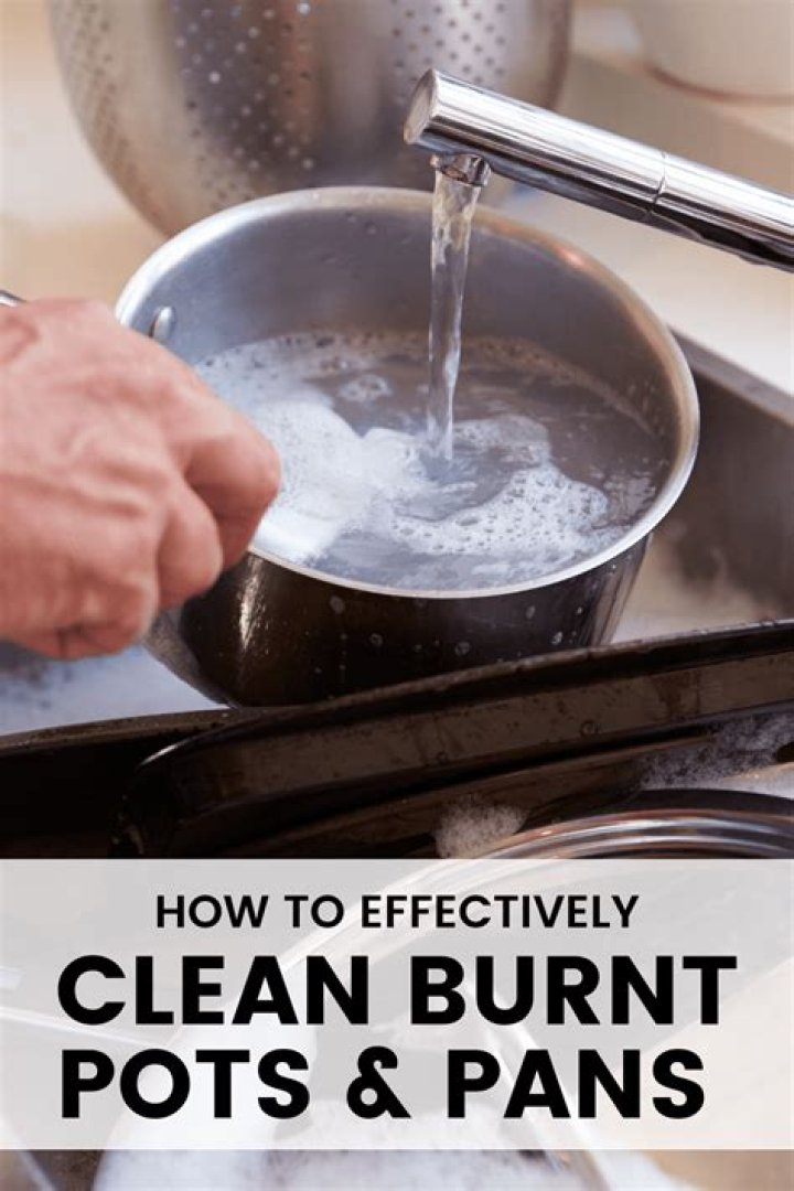 Quick Answer: How To Clean Aluminium Pan