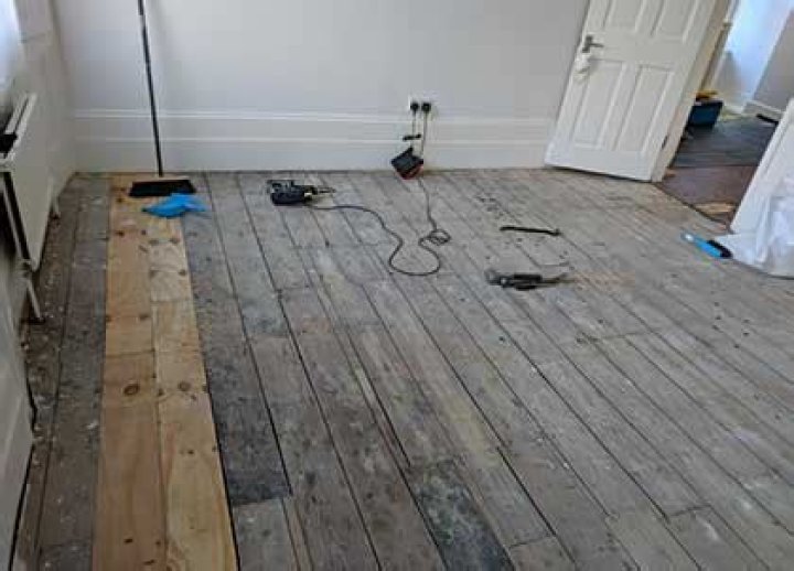 Quick Answer: How To Level Wood Floor