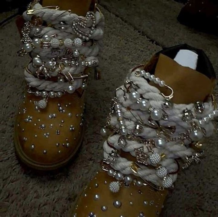 Question: How To Stud Shoes Diy