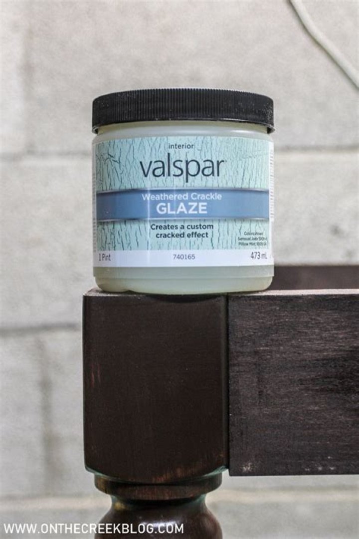 How To Use Valspar Weathered Crackle Glaze