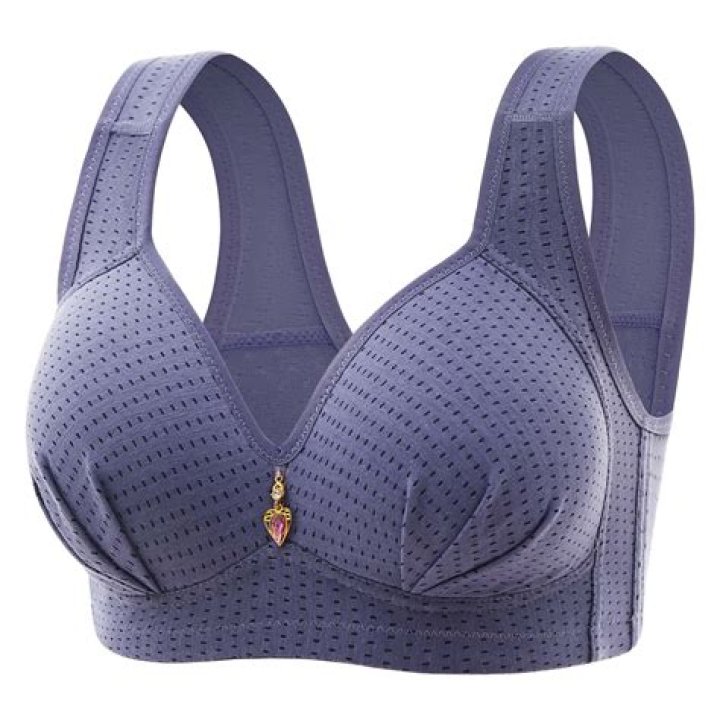 I’m midsize with D-cups - I found the best wire free bras, they're cheap and support big saggy boobs for $45
