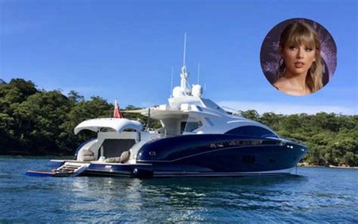 Inside the £1,500-an-HOUR superyacht hired by Taylor Swift where she was joined by her dad before ‘paparazzi bust-up’