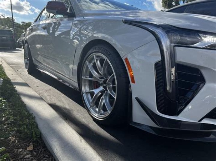 Quick Answer: Is 70 Or 75 A Wider Tire