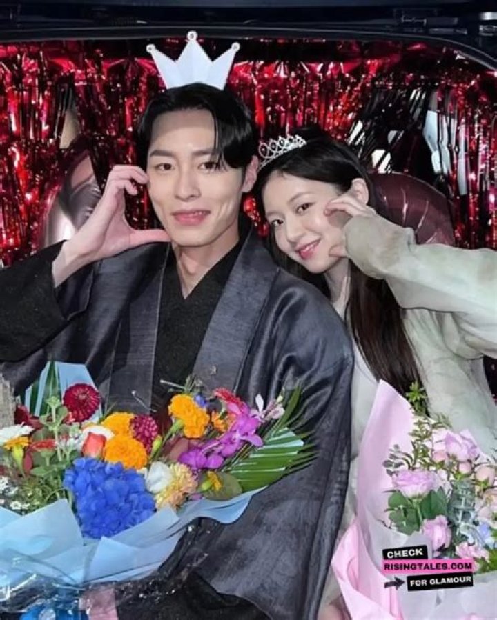 Unveiling The Mystery: Is Go Yoon Jung Married?