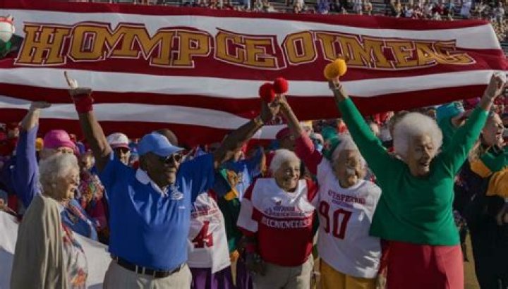 Quick Answer: Is Homecoming For Seniors