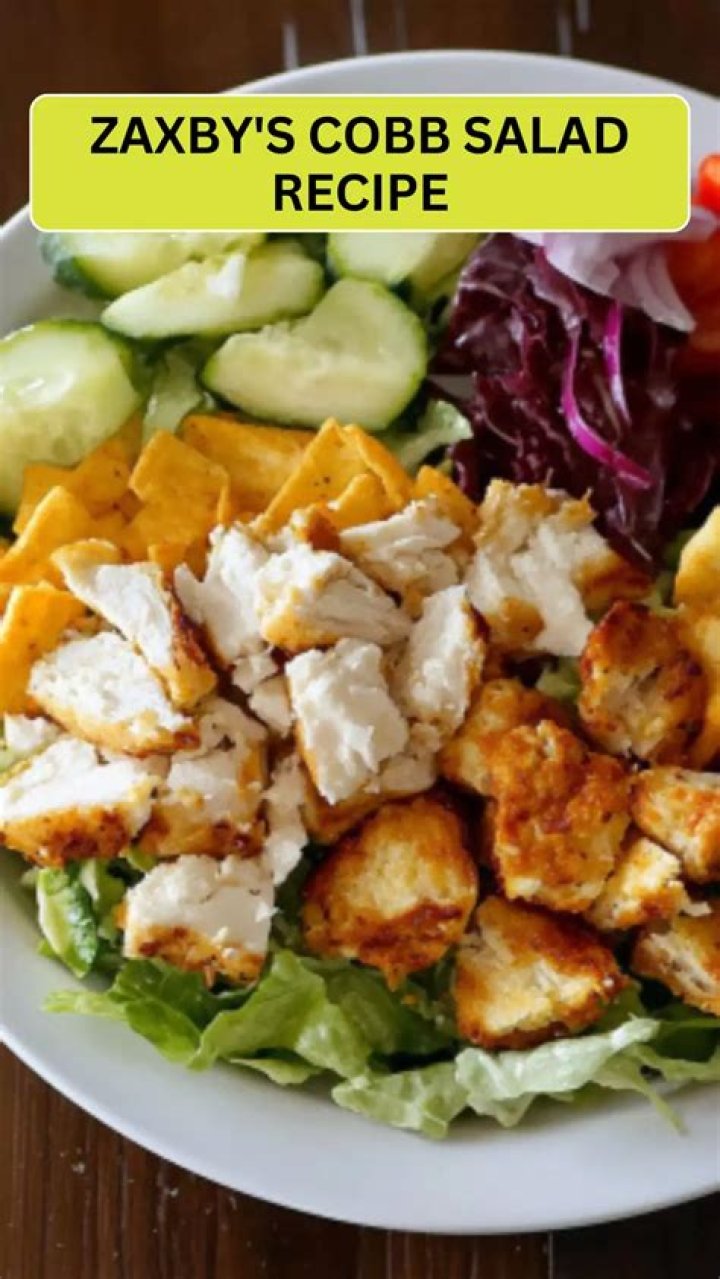Is Zaxby’s Cobb Salad healthy?