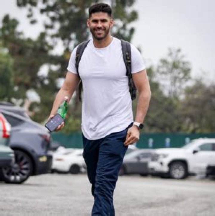 J.D. Martinez Ethnicity, Nationality, Race, Family, Body measurements, career